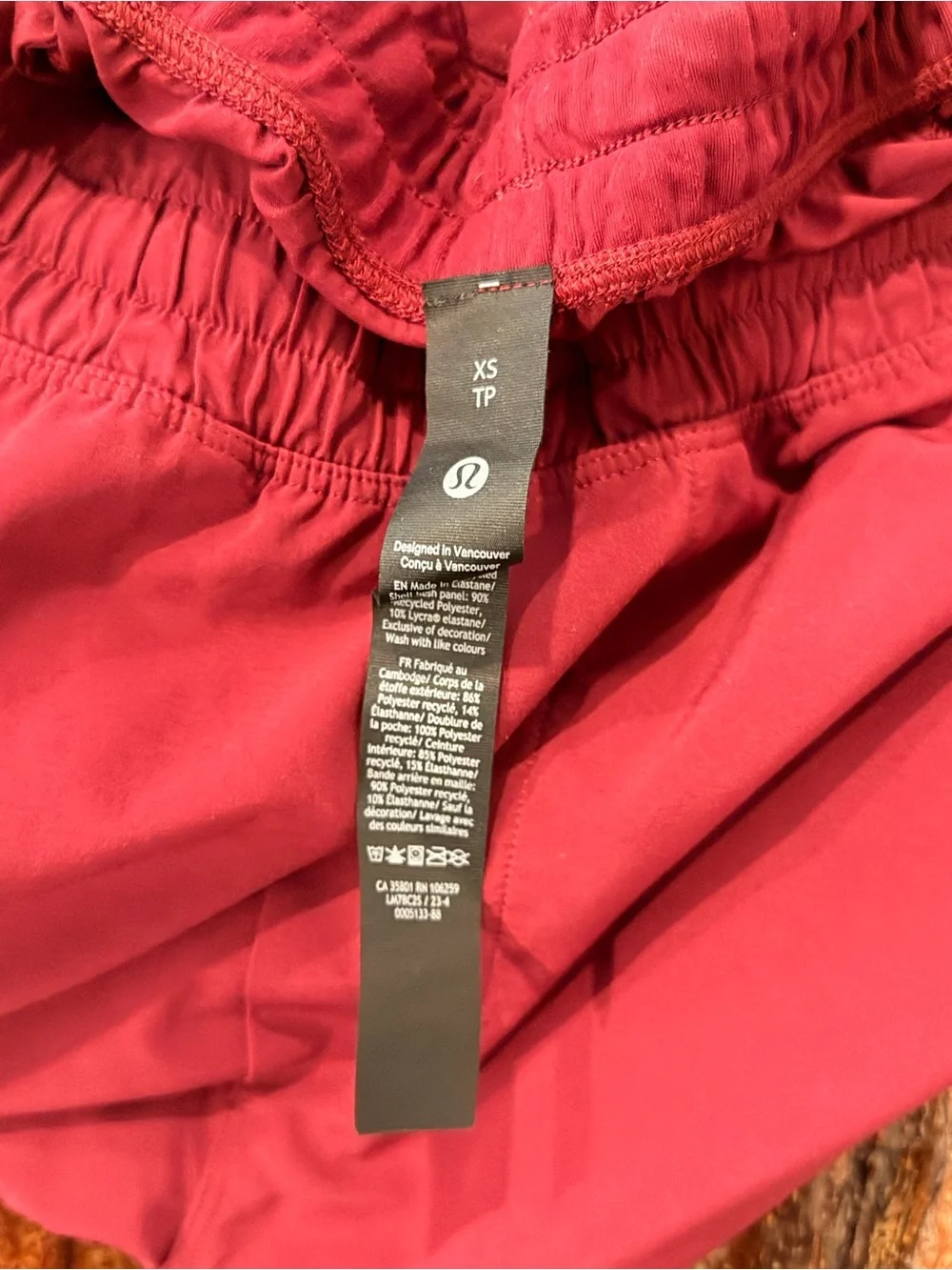 lululemon athletica lightweight athletic